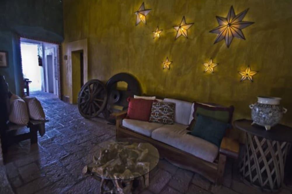 Hotel Los Arcos Taxco de Alarcon Exterior foto