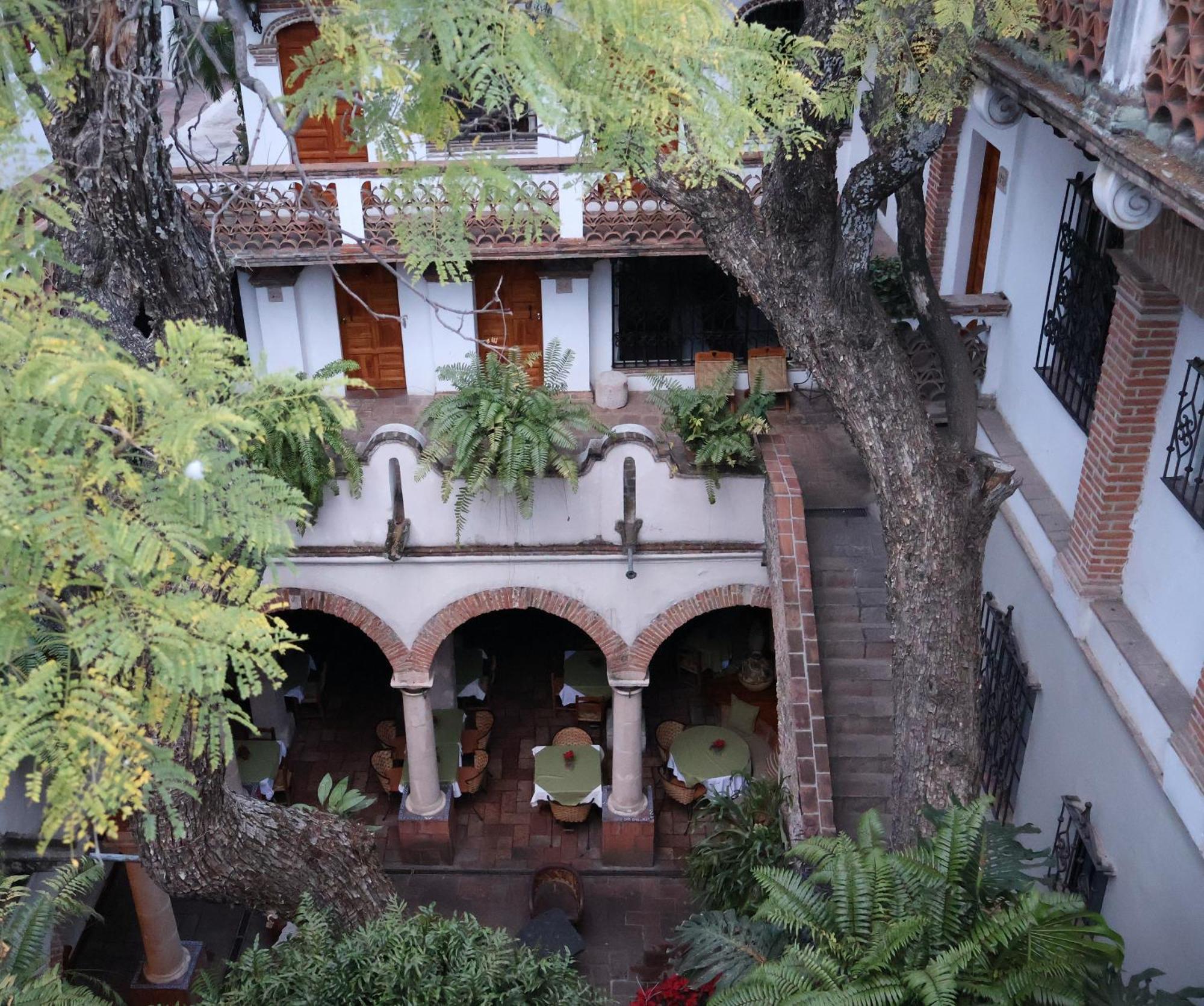Hotel Los Arcos Taxco de Alarcon Exterior foto