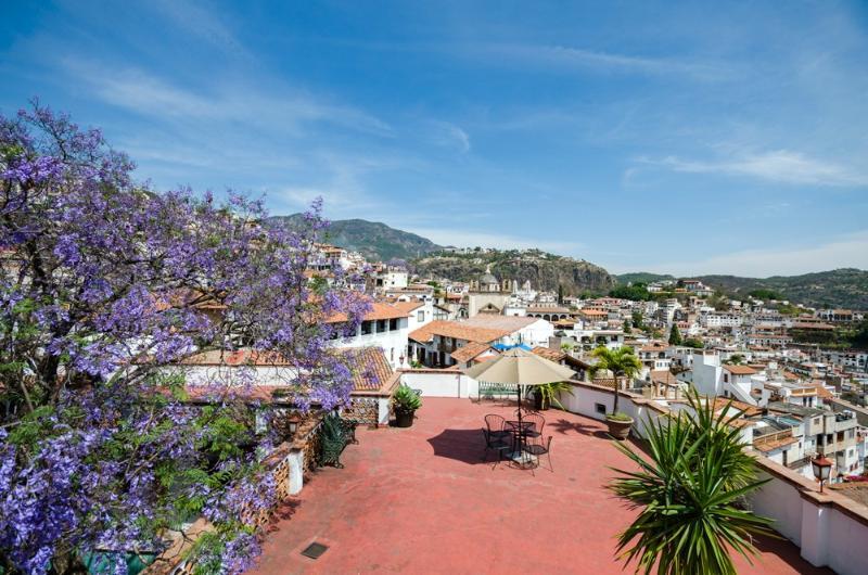 Hotel Los Arcos Taxco de Alarcon Exterior foto